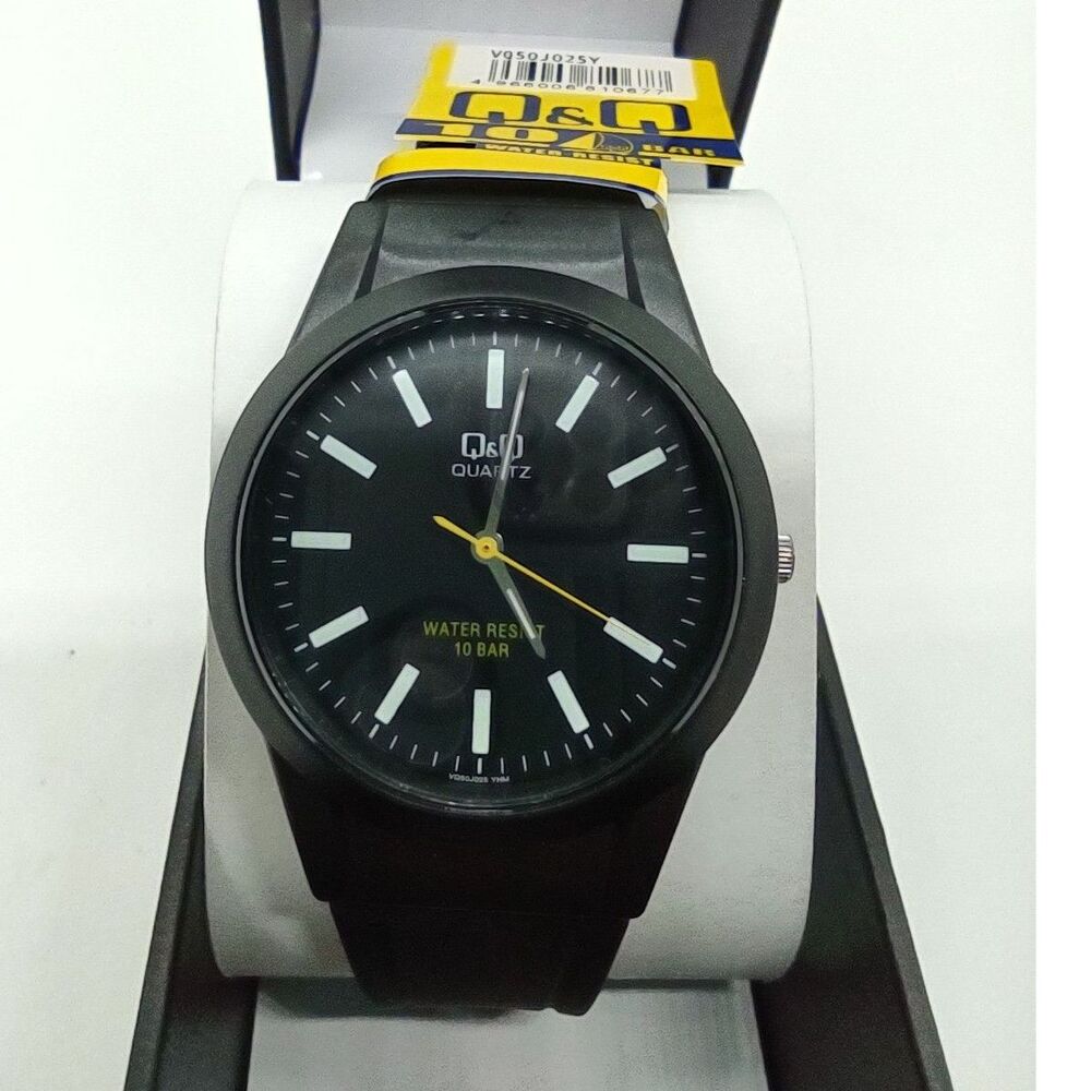 Q&Q 10 Bar Water Resistant Men's Watch VQ50J025Y